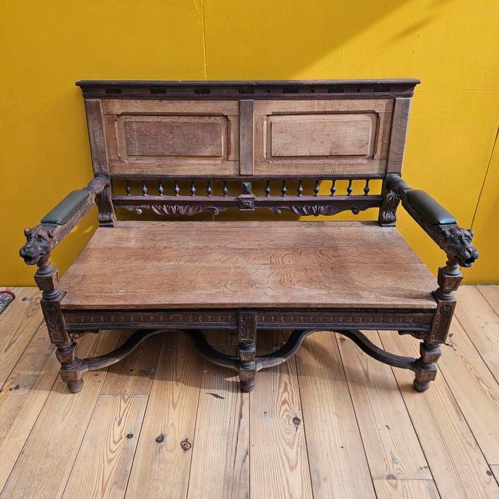 Antieke Eikenhouten Bank met Leeuwenkoppen, Antiek en Kunst, Antiek | Meubels | Stoelen en Banken, Ophalen