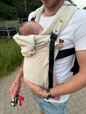 By kay draagzak beschikbaar voor biedingen