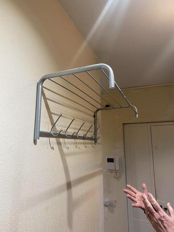 kapstok IKEA – in goede staat beschikbaar voor biedingen