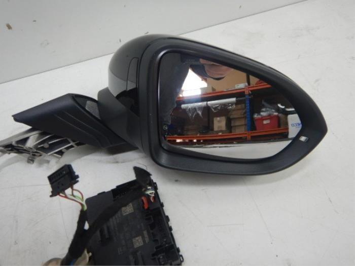 Buitenspiegel rechts Volkswagen Golf (22724863), Auto-onderdelen, Spiegels, Gebruikt, Ophalen