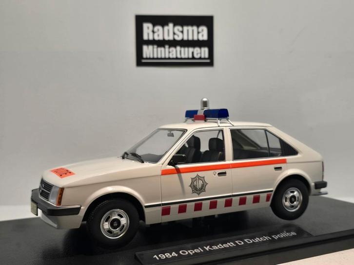 Opel kadett D "Nederlandse Politie" 1:18 Triple9, Hobby en Vrije tijd, Modelauto's | 1:18, Nieuw, Auto, Ophalen of Verzenden