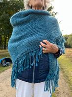 Wollen omslagdoek handmade with love, Kleding | Dames, Mutsen, Sjaals en Handschoenen, Ophalen of Verzenden, Nieuw, Sjaal