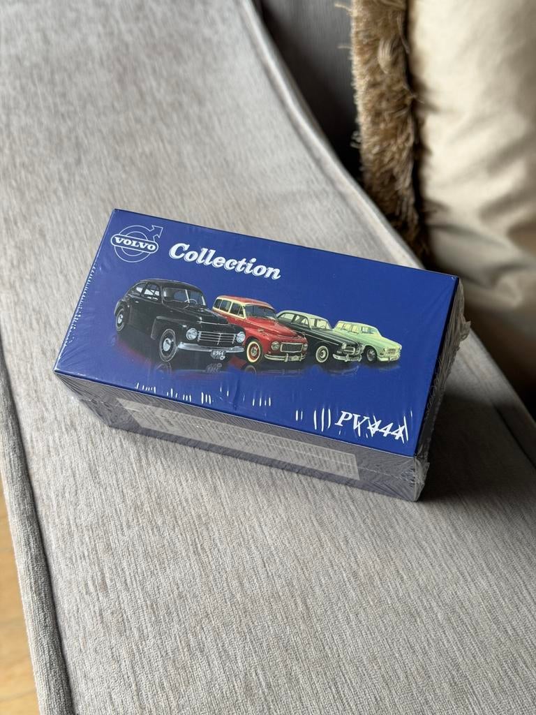 Volvo PV444 Modelauto 1:43 – Nieuw & Geseald - Volvo, Ophalen of Verzenden, Zo goed als nieuw, Auto, Overige merken