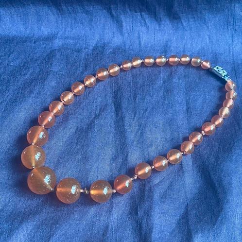 Halsketting Oranje Glas, Sieraden, Tassen en Uiterlijk, Kettingen, Zo goed als nieuw, Overige materialen, Oranje, Verzenden