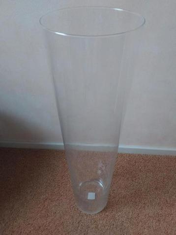 Glasvaas Jimmy hoogte 70cm top.dia.14 cm , bodem dia19 cm  beschikbaar voor biedingen