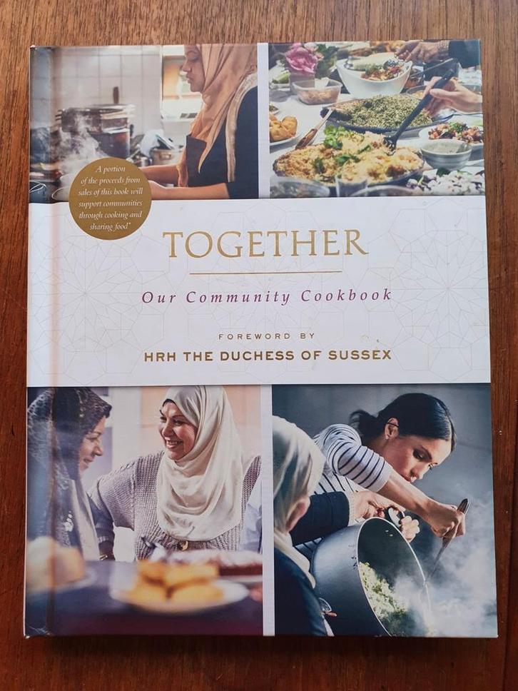 Together. Our community cookbook, Boeken, Kookboeken, Gelezen, Hoofdgerechten, Ophalen of Verzenden