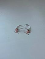 Turn oorbellen, Ophalen of Verzenden, Zo goed als nieuw, Overige kleuren, Materiaal