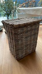 Rieten wasmand staande mand met deksel, Ophalen, Mand, Zo goed als nieuw, Riet