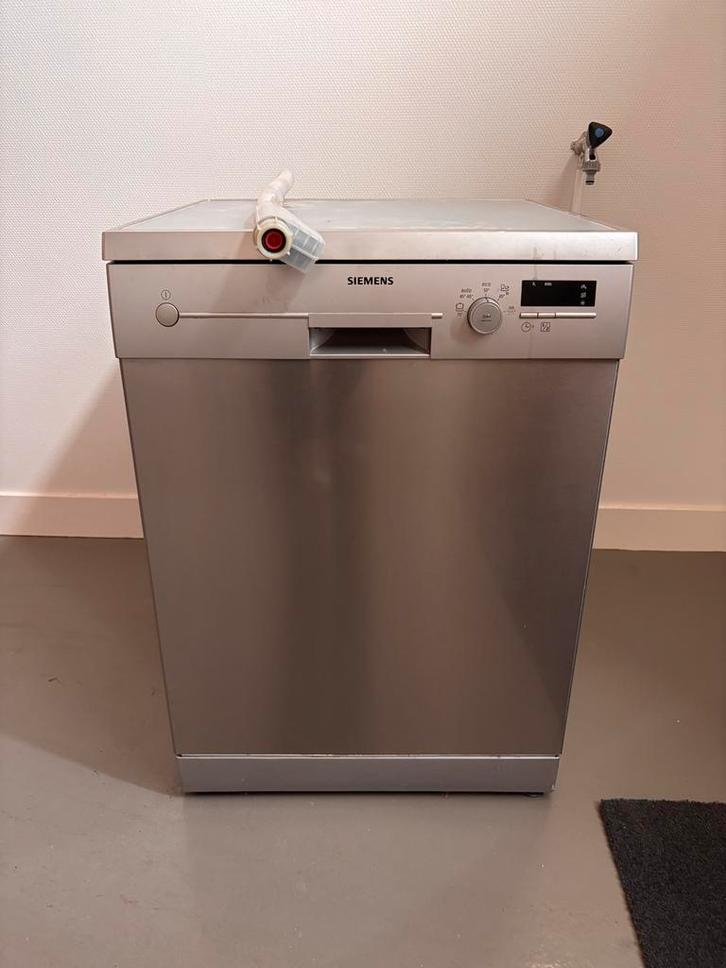 Siemens Vaatwasser (E15 foutmelding) opknapper of onderdelen, Witgoed en Apparatuur, Vaatwasmachines, Zo goed als nieuw, Inbouw