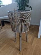 Rotan planten standaard, Huis en Inrichting, Woonaccessoires | Zuilen en Pilaren, Ophalen, Gebruikt