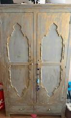 Marokaanse kast, Ophalen