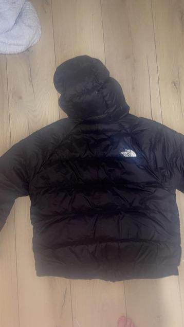North face puffer jacket size m beschikbaar voor biedingen