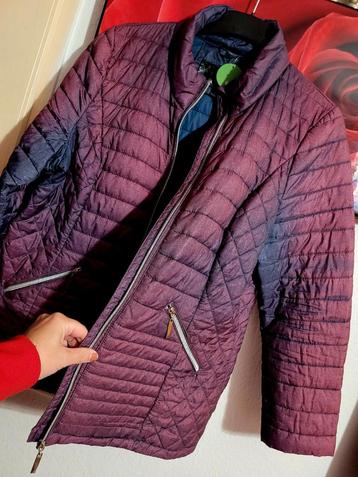 Nieuwe Roze Jas - Maat XL/XXL beschikbaar voor biedingen