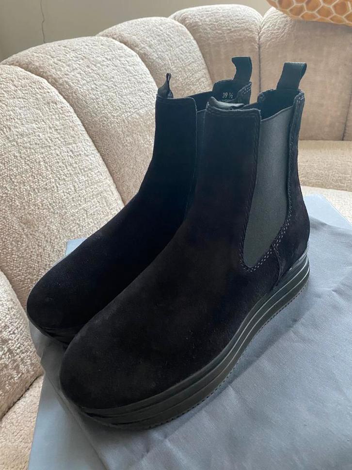 Zwarte laarsjes Hogan maat 39,5, Kleding | Dames, Schoenen, Zo goed als nieuw, Lage of Enkellaarzen, Zwart, Verzenden