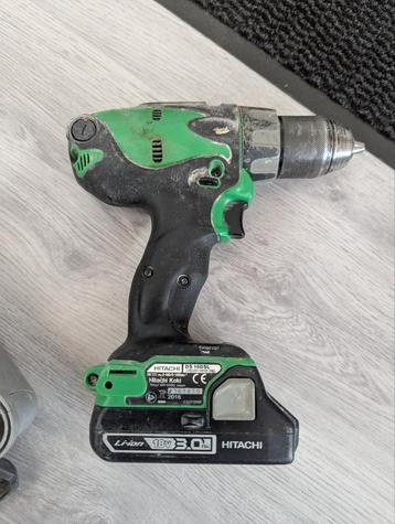 Hitachi Boormachine met 2 accus! beschikbaar voor biedingen