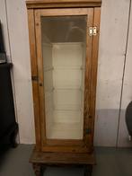 Antiek grenen glaskastje 90 cm hoog ., Ophalen