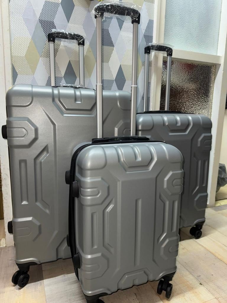 Partij koffers set 3 stuks, Sieraden, Tassen en Uiterlijk, Koffers, Ophalen of Verzenden, Nieuw, Hard kunststof, 70 cm of meer