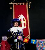 GoochelPiet tehuur, Ophalen of Verzenden, Zo goed als nieuw