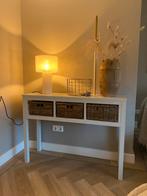 Nette sidetable met manden, Huis en Inrichting, Tafels | Sidetables, Ophalen, 100 tot 150 cm, Zo goed als nieuw, Overige houtsoorten