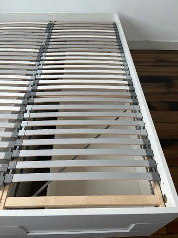 IKEA bedframe en lattenbodems + lades - afbeelding 4