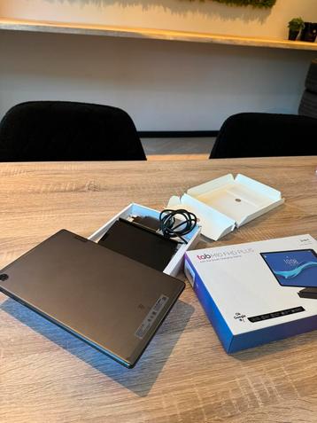 Lenovo Tab m10 FHD Plus 2 in 1 beschikbaar voor biedingen