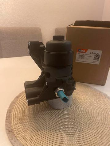 Nieuwstaat VEKA oliekoelerhuis beschikbaar voor biedingen