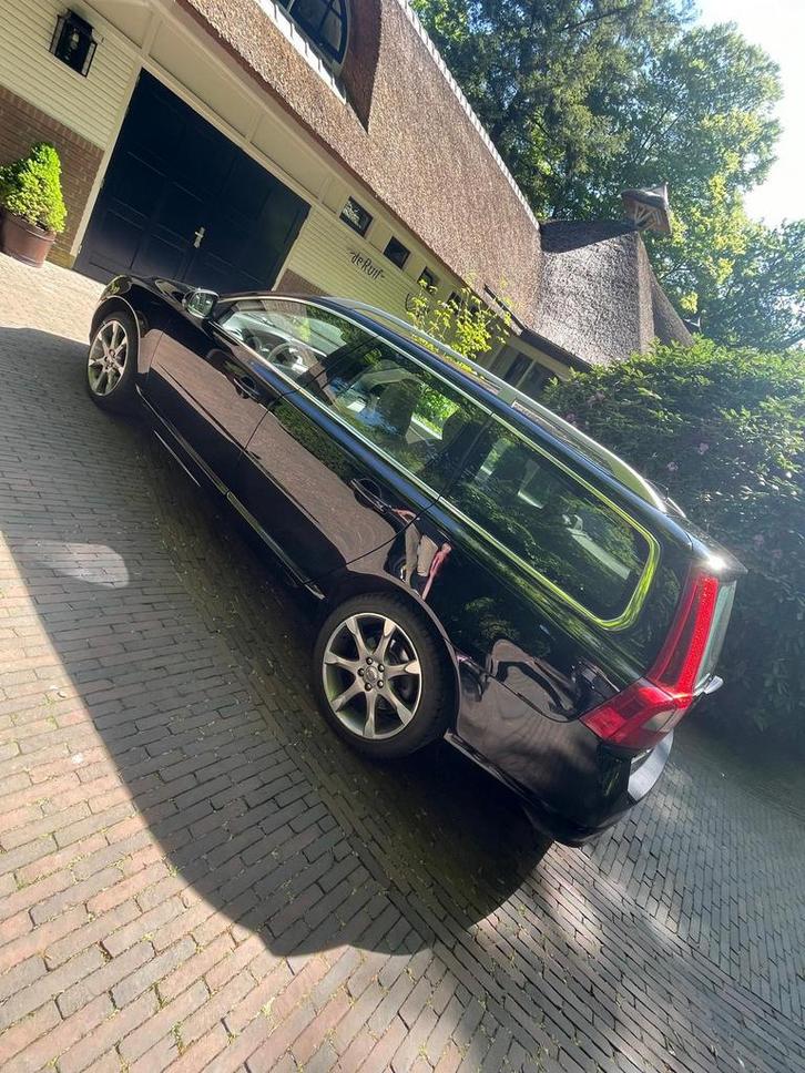 Volvo V70 D4 Start/stop 193pk Geartronic 2011 Zwart, Auto's, Volvo, Particulier, V70, Airbags, Airconditioning, Bluetooth, Centrale vergrendeling