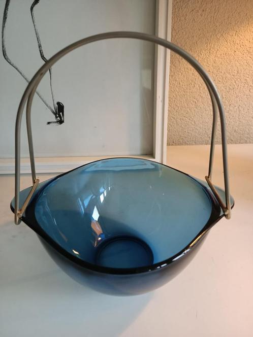 Antiek glazen bakje / emmertje met metalen hengsel, Antiek en Kunst, Antiek | Glas en Kristal, Ophalen of Verzenden