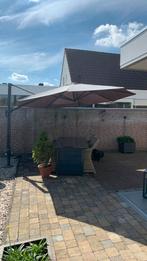 Mooie Zweefparasol - Perfect voor de Zomer!, Ophalen, Kantelbaar, 2 tot 3 meter, Zweefparasol