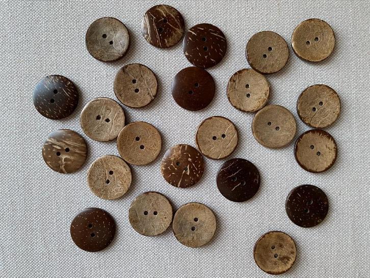 K30 ) Aanbieding kokos knopen 30 mm. Nu 10 voor € 3,00, Hobby en Vrije tijd, Naaien en Fournituren, Nieuw, Knoop of Knopen, Verzenden
