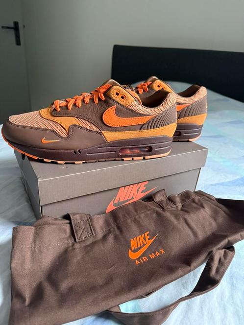 Nike Air max 1 Kingsday Size 45 NIEUW, Kleding | Heren, Schoenen, Zo goed als nieuw, Overige kleuren, Ophalen of Verzenden