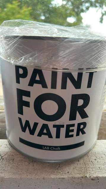 Lab Chalk paint en primer  beschikbaar voor biedingen