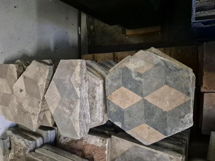 Escher motief tegels, oud, 5 hoek, klein formaat, Doe-het-zelf en Verbouw, Tegels, Vloertegels, Keramiek, 60 cm of meer, 60 cm of meer