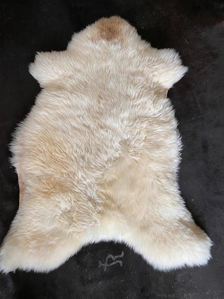 Schapenvachten   (Niet gebleekt of geverfd), Huis en Inrichting, Woonaccessoires | Plaids en Woondekens, Nieuw, Ophalen of Verzenden