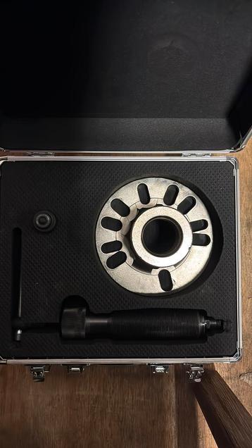 wielnaafpers beschikbaar voor biedingen