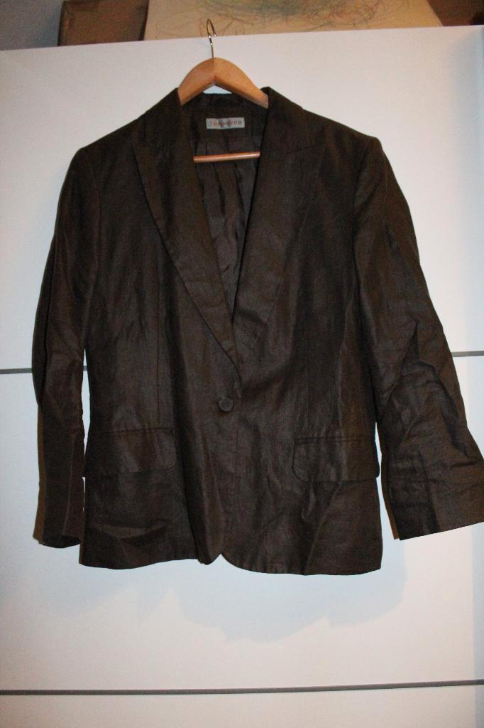 Dameskleding jasje colbert maat 40, Kleding | Dames, Jasjes, Kostuums en Pakken, Gedragen, Jasje, Maat 38/40 (M), Bruin, Ophalen of Verzenden