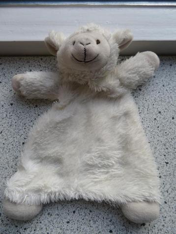 Knuffeldoek schaap of schaapje van Happy Horse beschikbaar voor biedingen