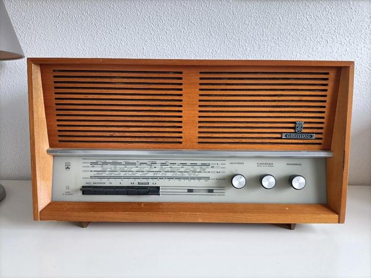 vintage radio Grundig RF130, Audio, Tv en Foto, Radio's, Gebruikt, Radio, Ophalen