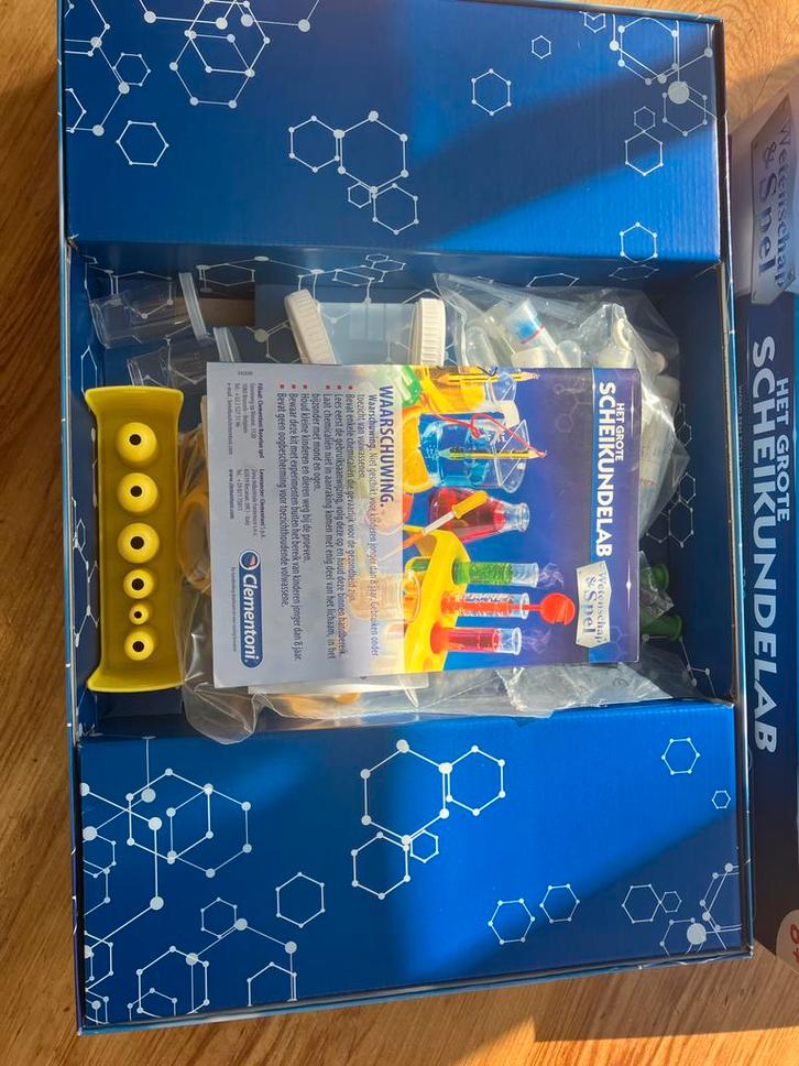 Clementoni Het Grote Scheikundelab, Kinderen en Baby's, Speelgoed | Educatief en Creatief, Gebruikt, Ontdekken, Ophalen of Verzenden