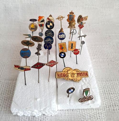 diverse speldjes oa auto brommer voetbal, Verzamelen, Speldjes, Pins en Buttons, Gebruikt, Speldje of Pin, Overige onderwerpen