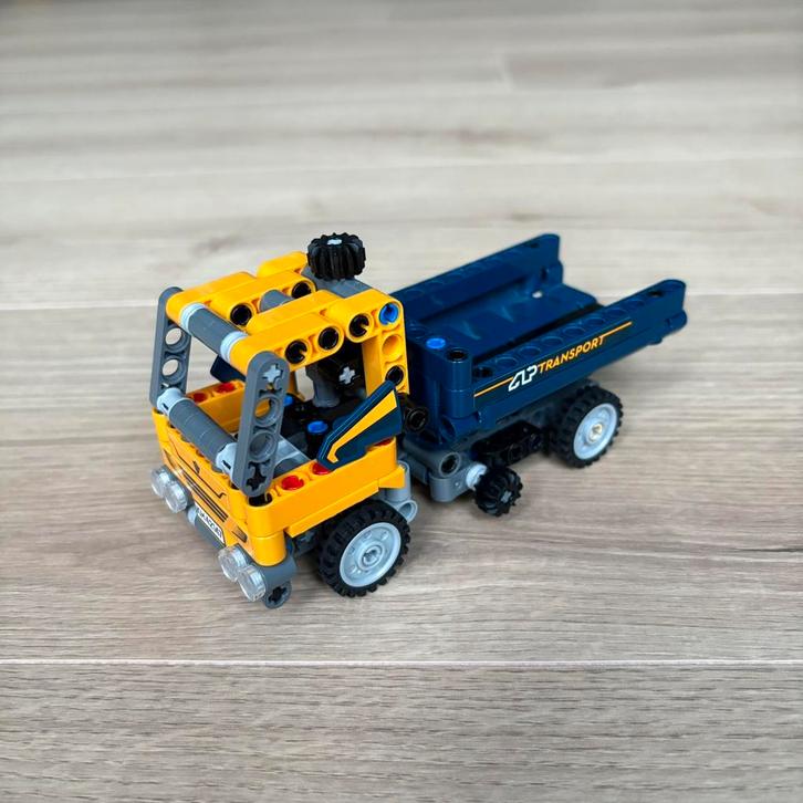 Lego Technic 42147 Kiepwagen - compleet en netjes, Kinderen en Baby's, Speelgoed | Duplo en Lego, Zo goed als nieuw, Lego, Complete set