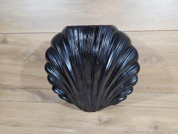 Vintage glazen schelp bloemenvaas, 20,5 cm hoog beschikbaar voor biedingen