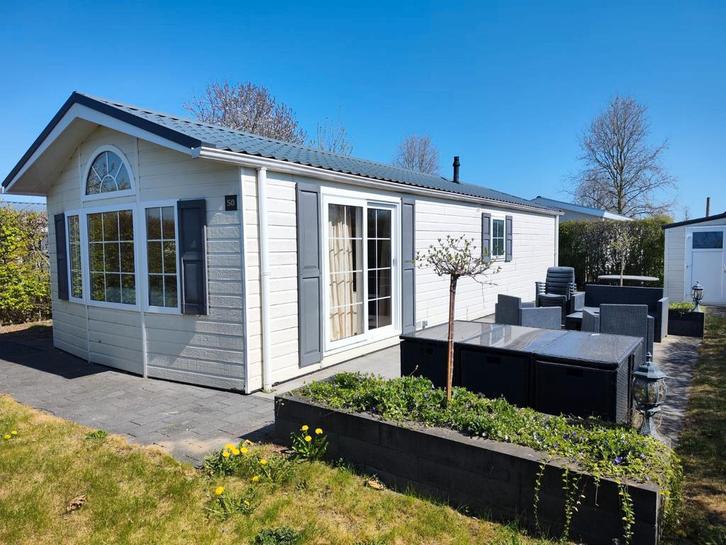 Chalet met eigen grond 200m2, Huizen en Kamers, Huizen te koop