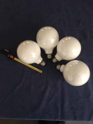 set van 4 Philips K3 designlampen beschikbaar voor biedingen