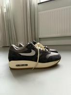 Nike air Max soft grey crepe mt39, Ophalen of Verzenden, Zo goed als nieuw, Grijs, Sneakers of Gympen