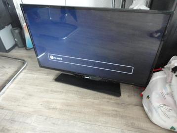 NETTE ZGAN PHILIPS TV  32 INCH /LED //32PFK5300/12 beschikbaar voor biedingen