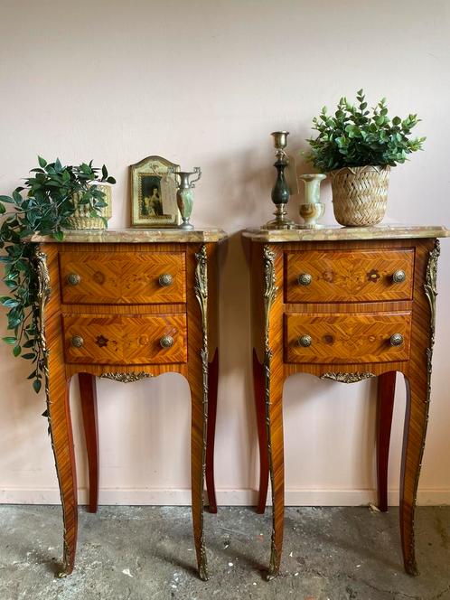 Set antieke Franse nachtkastjes met marmeren blad, Huis en Inrichting, Slaapkamer | Nachtkastjes, Gebruikt, 70 cm of meer, Minder dan 45 cm