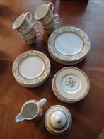 Koffietijd koffieservies en gebaksbordjes., Ophalen, Gebruikt, Overige stijlen, Porselein
