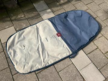 Manera wing board bag 6’2 beschikbaar voor biedingen