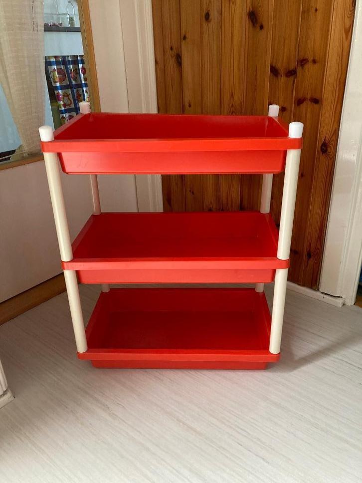 Vintage jaren 70 Curver oranje stapelbakken met witte buizen, Huis en Inrichting, Overige Huis en Inrichting, Zo goed als nieuw